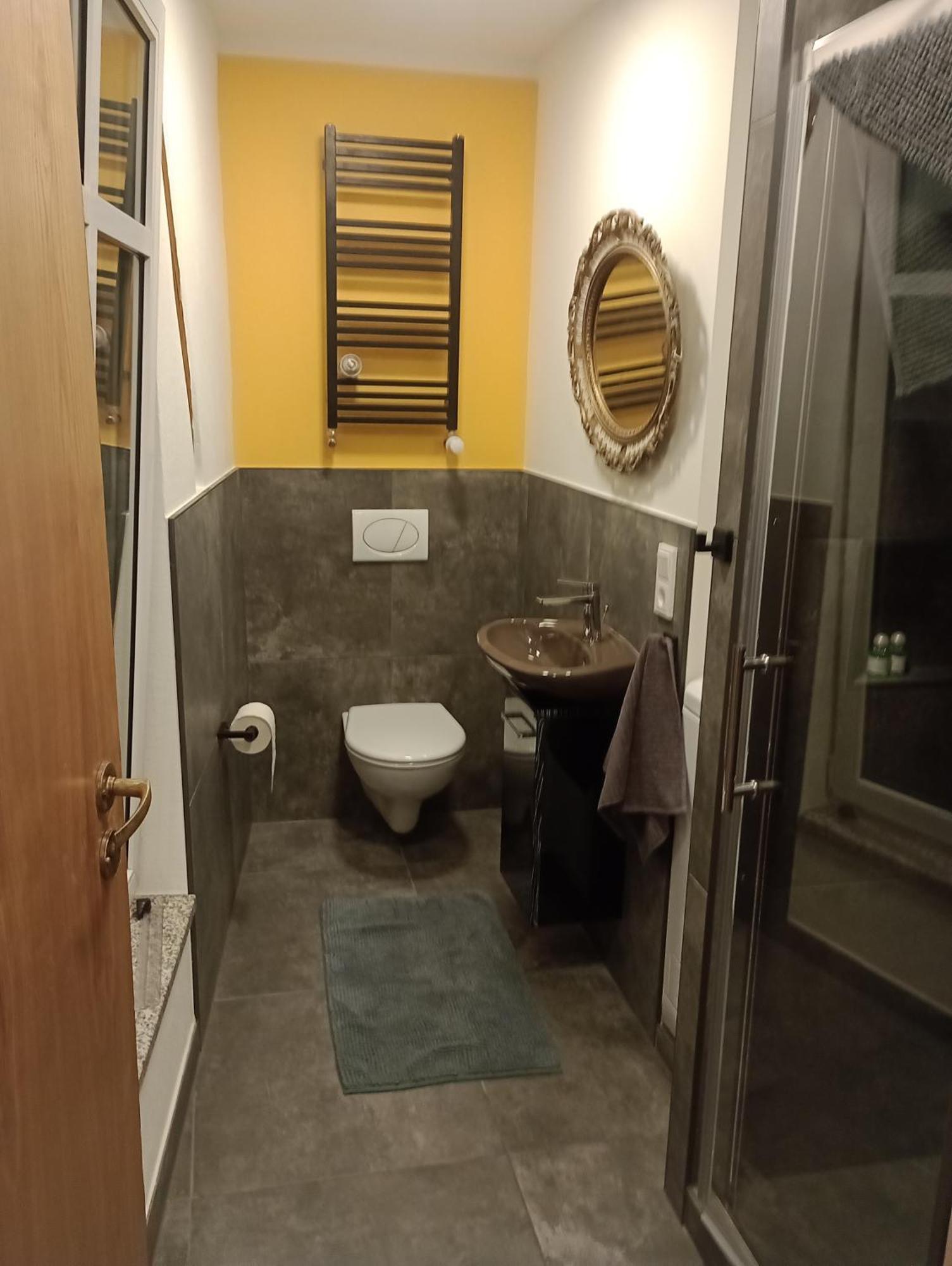 Alte Brennerei Apartments Traben-Trarbach Exteriör bild